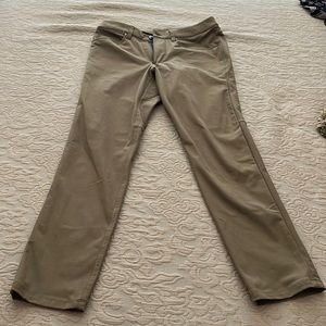 Lululemon Like New ABC Classic Pant 30W 30” inseam